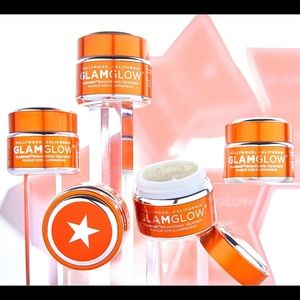 NWOB GlamGlow Flashmud Brightening Treatment